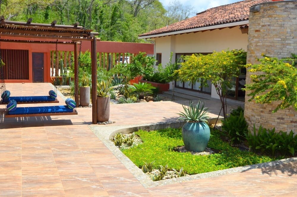 Photo of Patio Balcony in Guacalito de La Isla