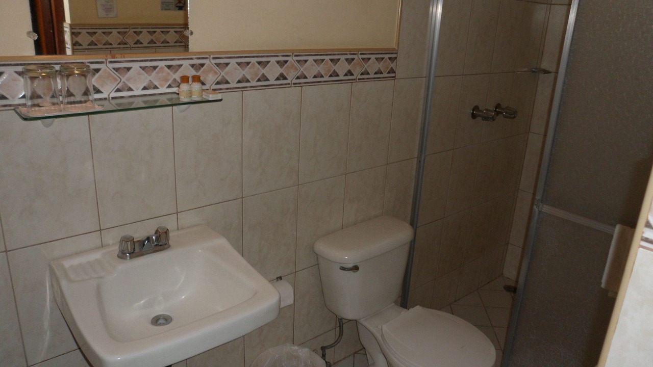 Photo of Bathroom in Leon