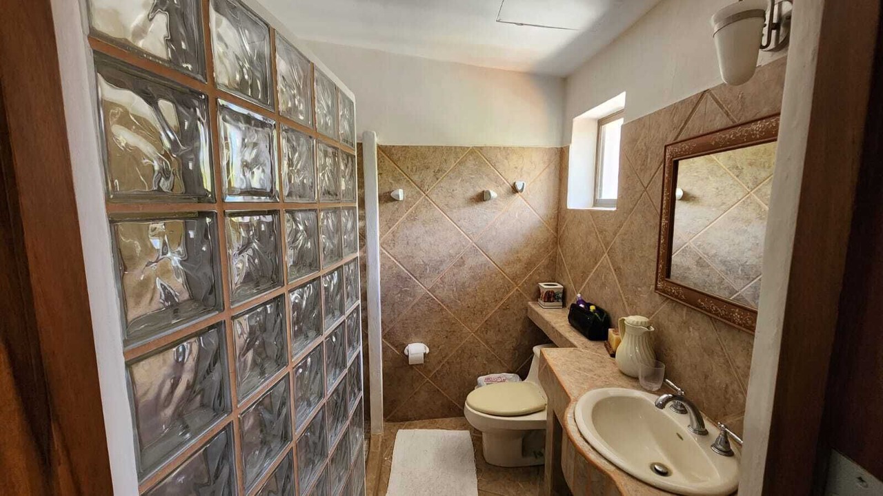 Photo of Bathroom in El Transito
