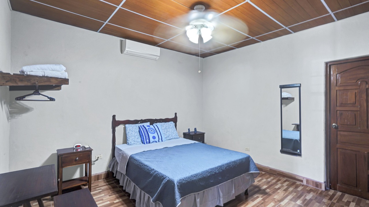 Photo of Bedroom in Leon