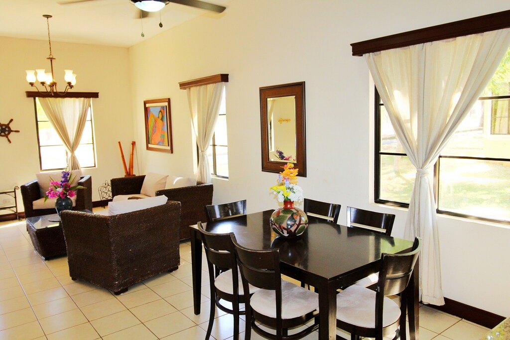 Photo of Livingroom in San Diego