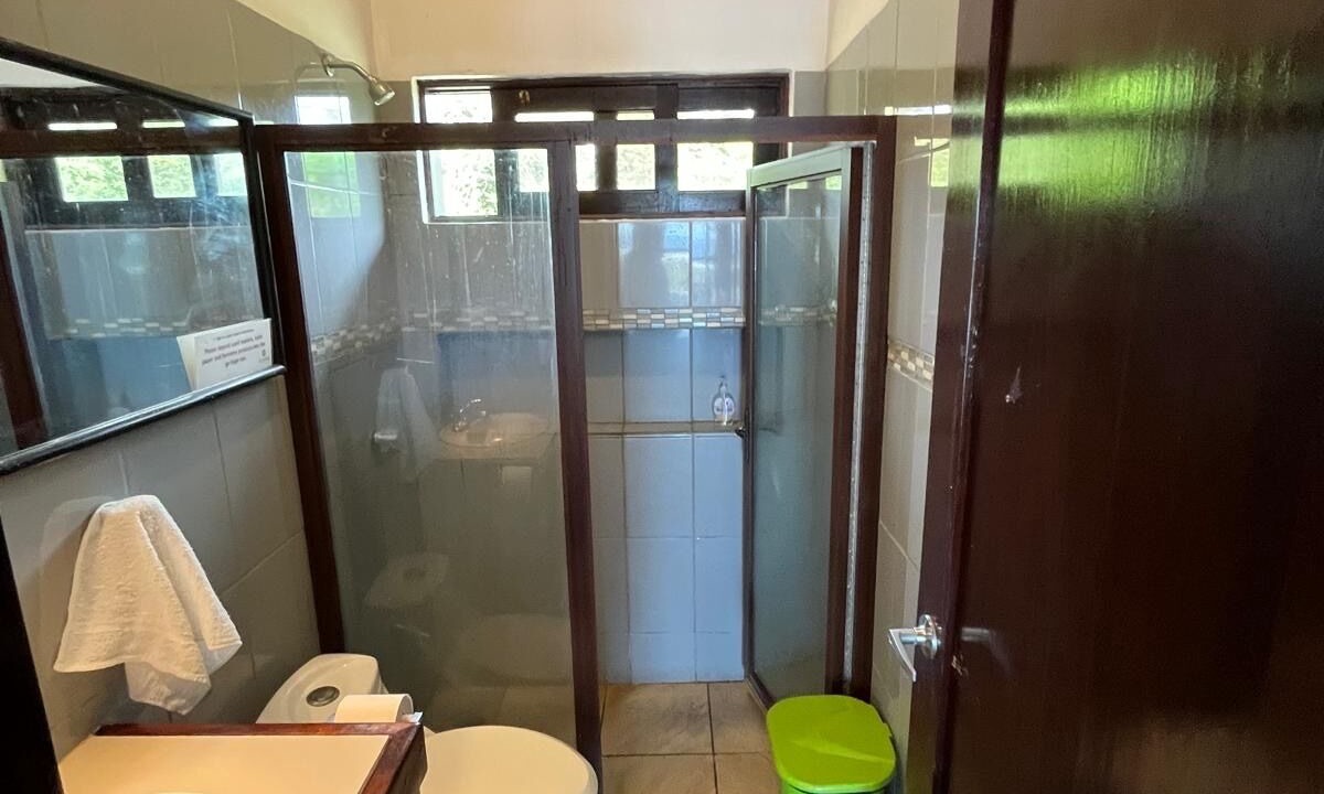 Photo of Bathroom in Leon