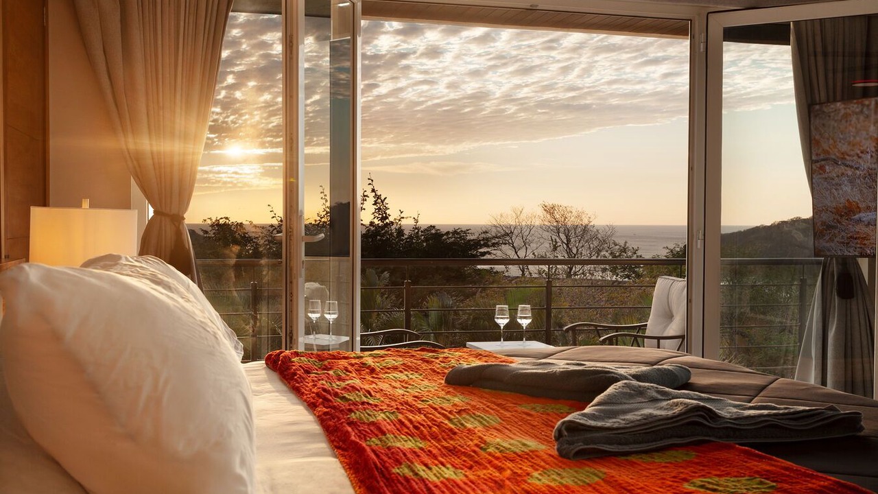 Photo of Bedroom in Pacific Marlin