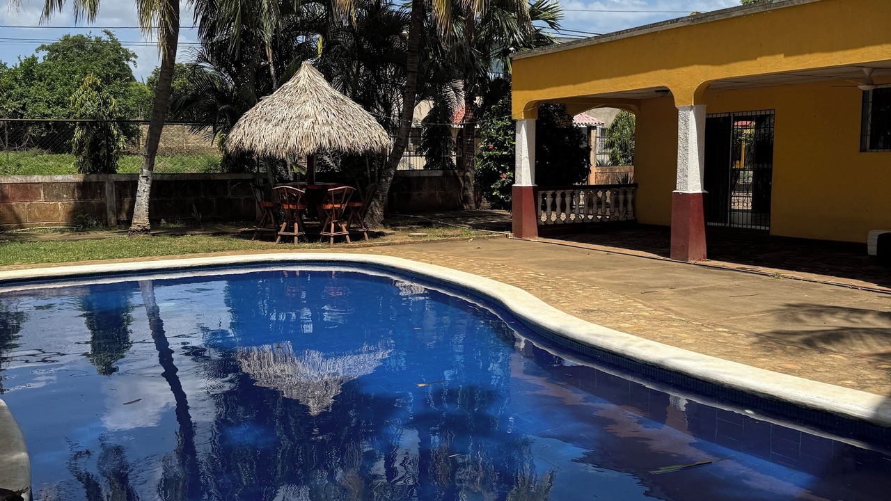 Photo of Outdoor in Leon