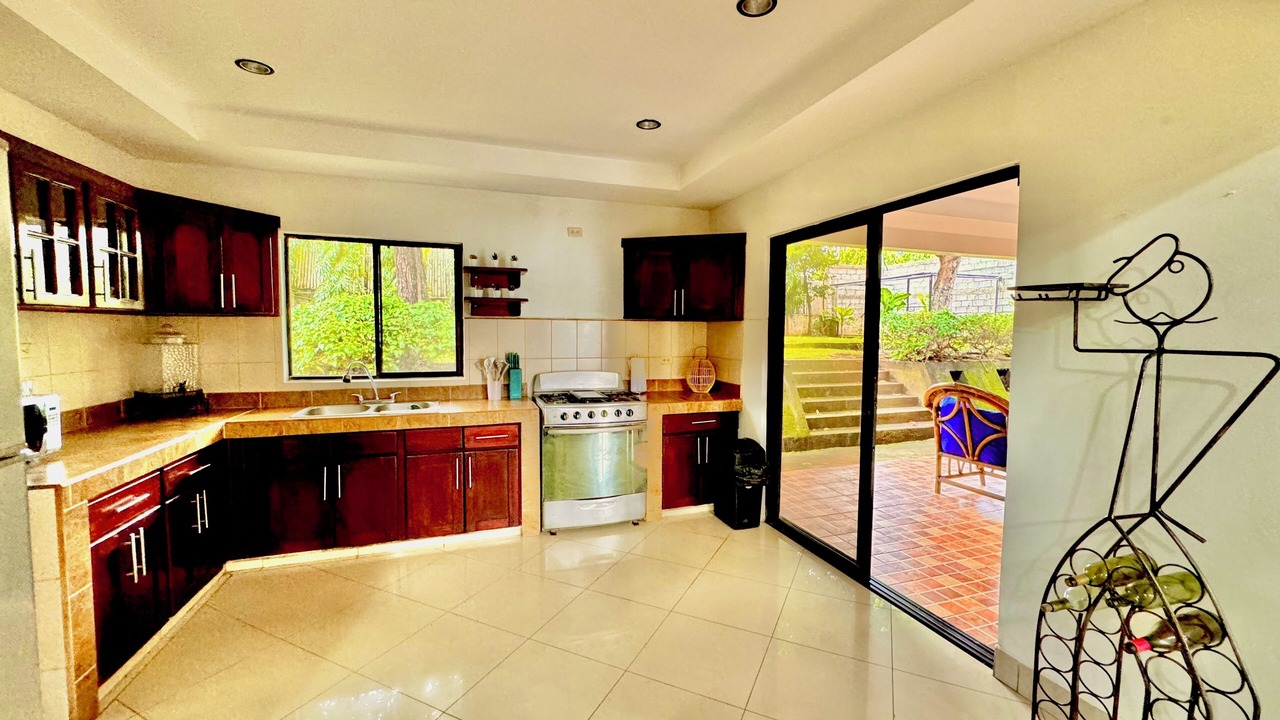 Photo of Kitchen in Managua