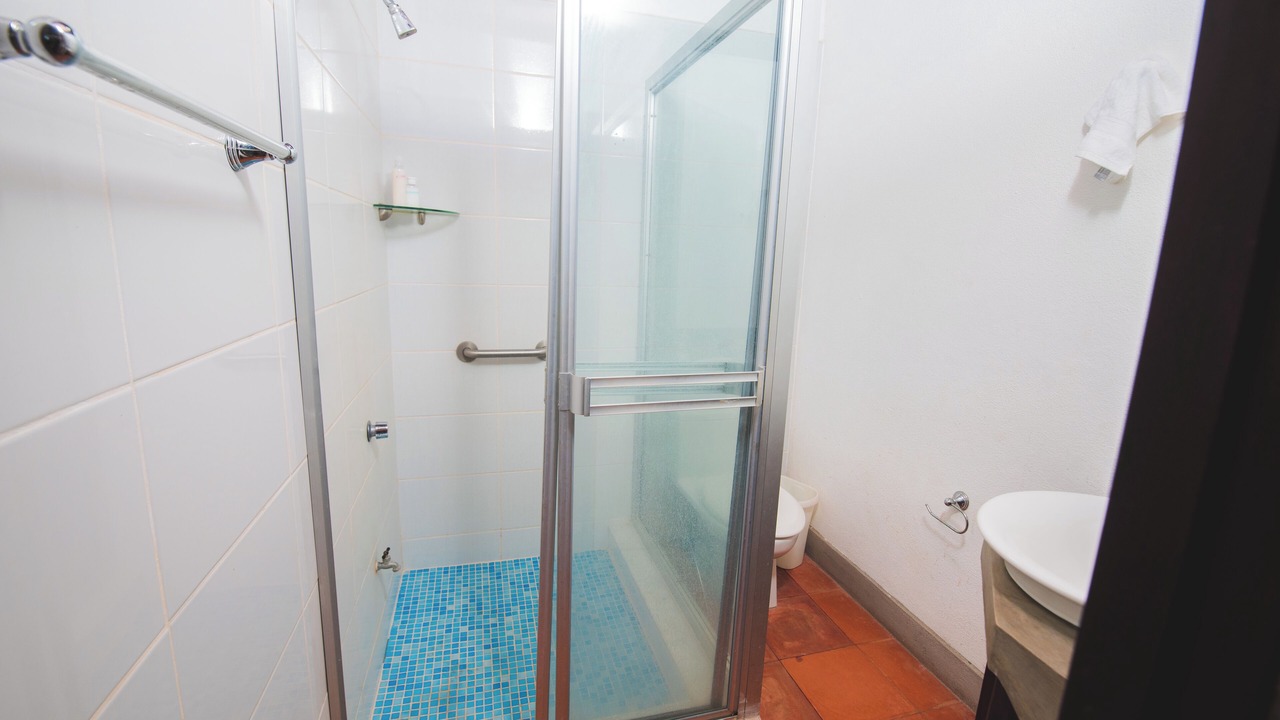 Photo of Bathroom in Leon
