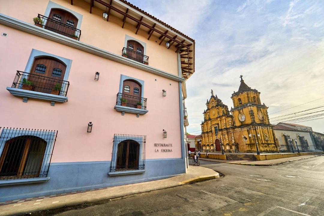 Photo of Others in Leon