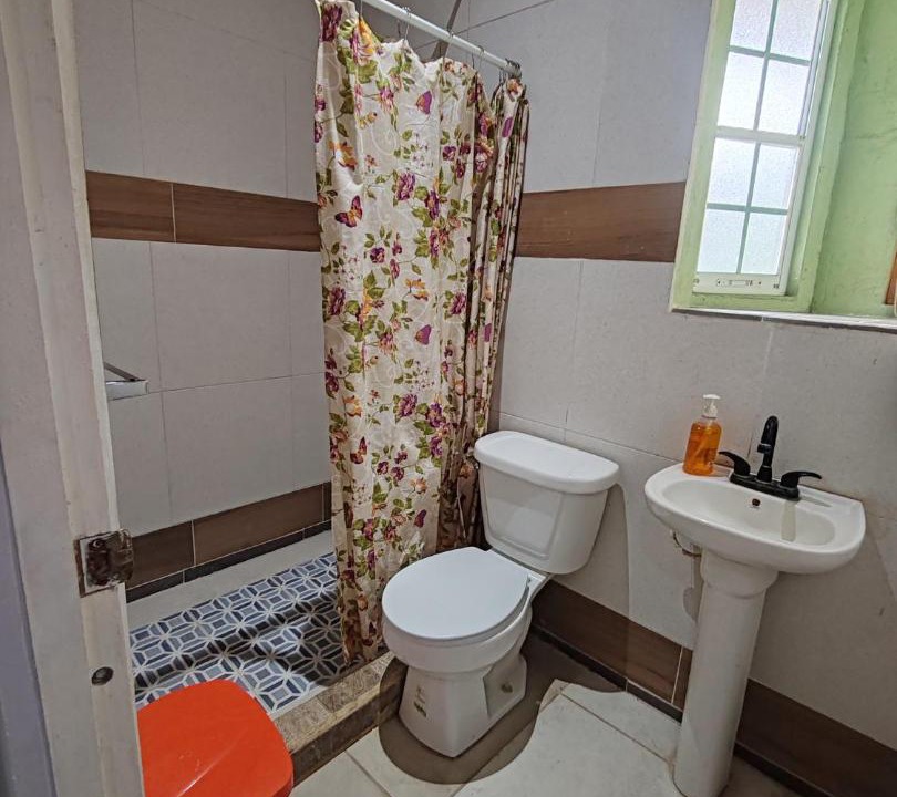 Photo of Bathroom in Leon
