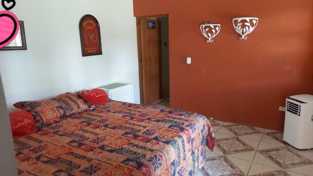 Photo of Bedroom in Niquinohomo