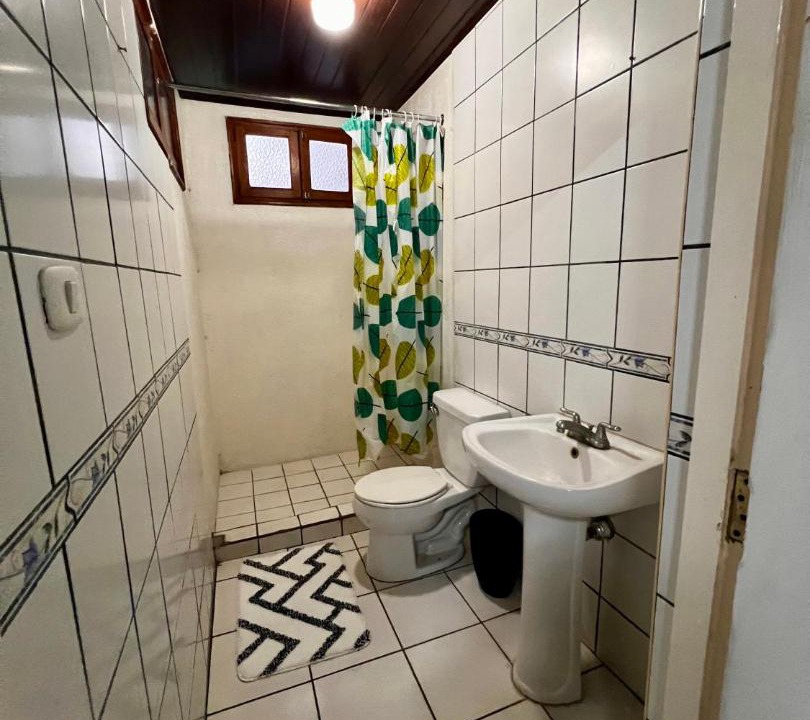 Photo of Bathroom in Leon