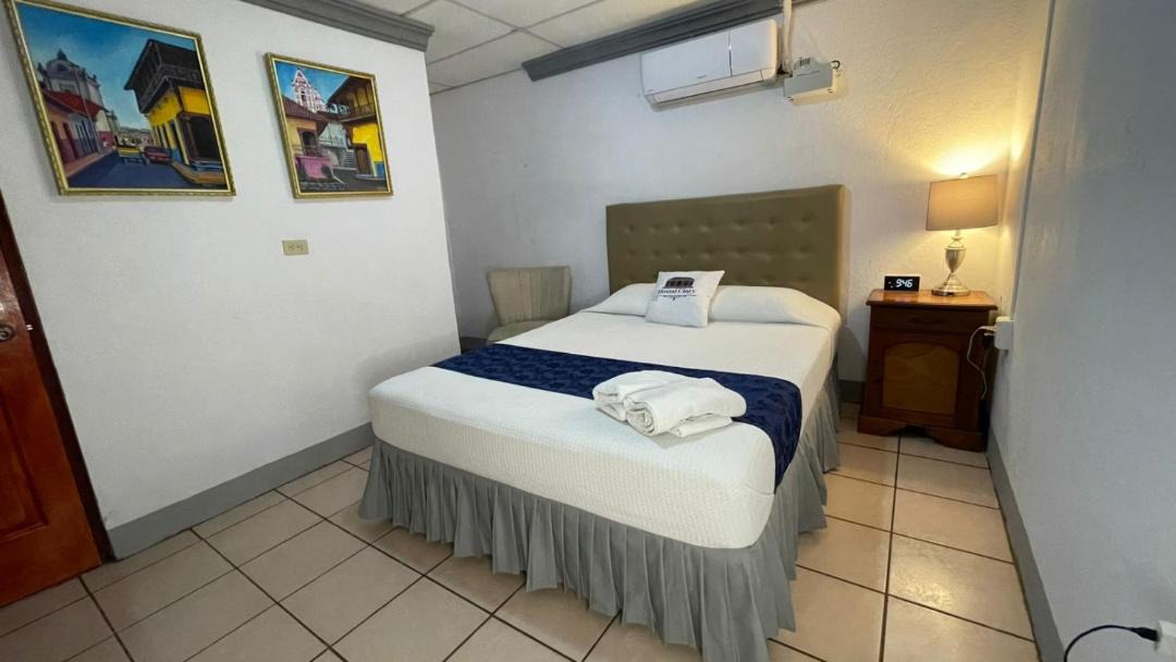 Photo of Bedroom in Leon