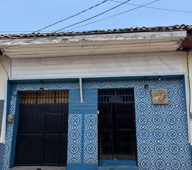 Photo of Others in Leon