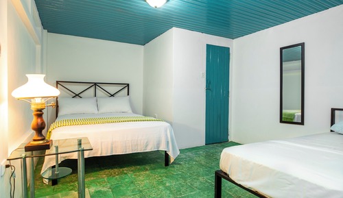 Basic Triple Room, Multiple Beds