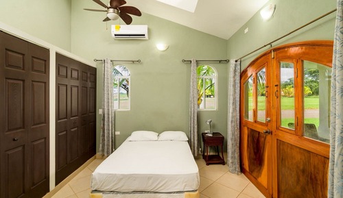 Standard House, 3 Bedrooms