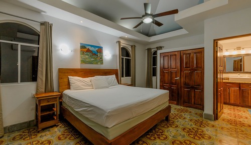 Family House, 3 Bedrooms, Courtyard View