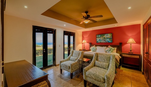 Deluxe Condo, 1 King Bed with Sofa bed, Kitchen, Beachfront