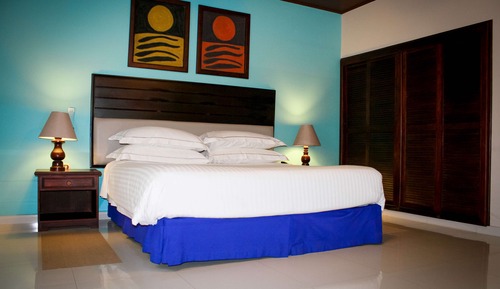 Superior Bungalow
