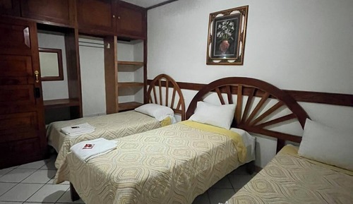 Classic Triple Room