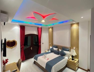 Queen Room