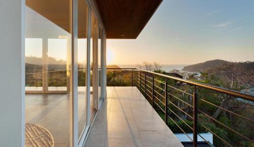 Villa with Garden View