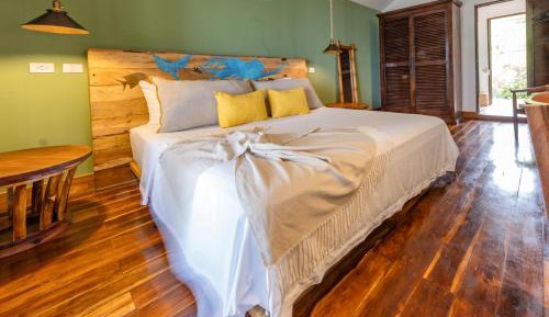 Beachfront Boat Room