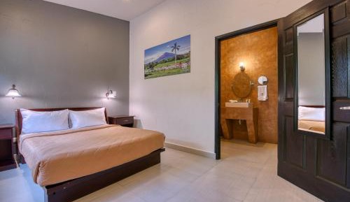 Executive Room