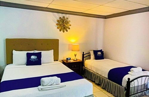 Leon Hostel | Hostal Clary