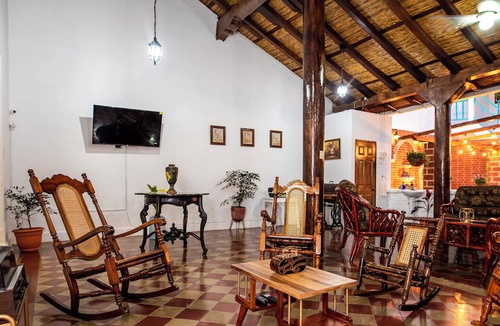 Granada Hostel | Hostal Victoria
