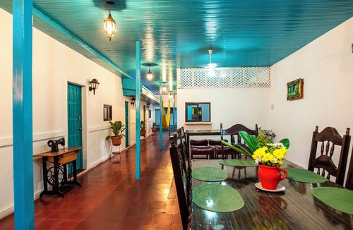 Granada Hostel | Hostal Victoria
