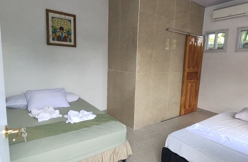 Leon Hostel | Hostal Ruinas de San Sebastian - Hostel
