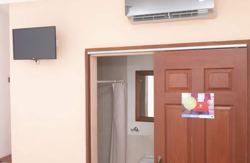 Leon Hotel | hotel Hellenika