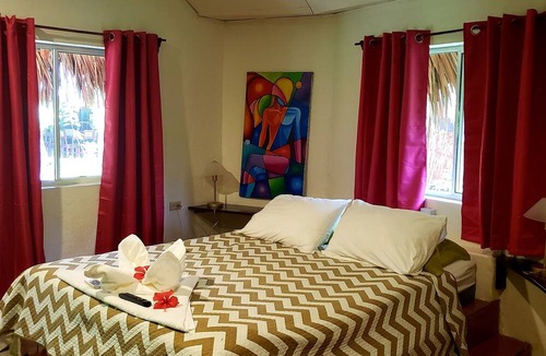 Corn Island Hotel | Paraiso Beach Hotel