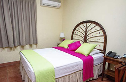 Managua Hotel | Hotel y Desayuno Colibri
