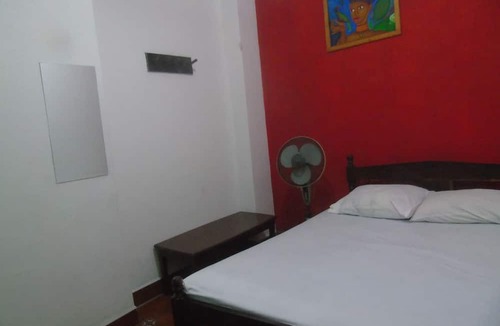 Leon House | Hostal Vacaciones Nicas