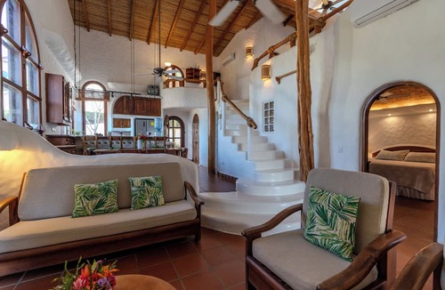 San Juan del Sur Hotel | Pelican Eyes Hotel and Resort