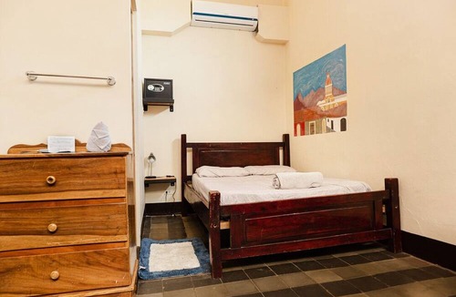 Granada Resort | PURE Gym - Spa - Yoga - Lodging