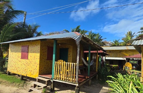 Little Corn Island Hotel | Graces Place Cool Spot