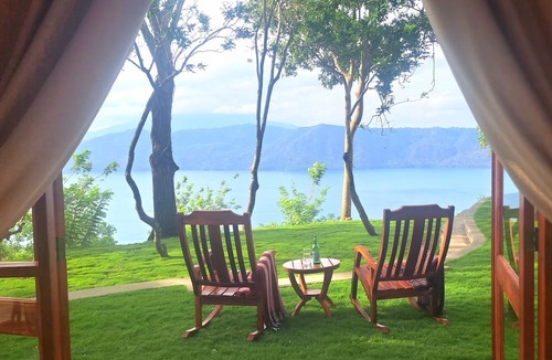 Lago de Apoyo Hotel | El Guayacán