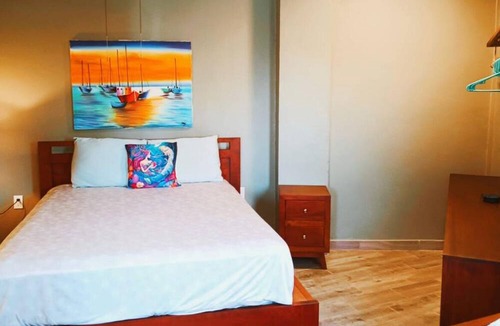 Corn Island Bed & Breakfast | Mama Lola Bed and Breakfast