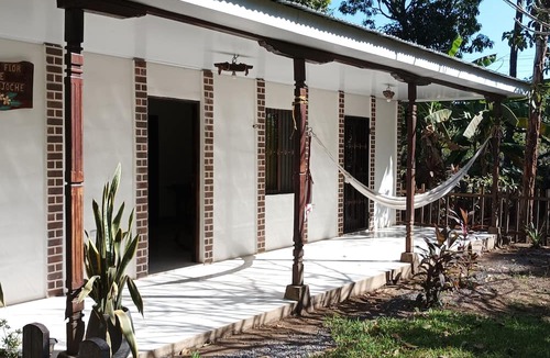 Chinandega Hostel | Family House, 2 Bedrooms, Garden View, Courtyard Area Chinandega
