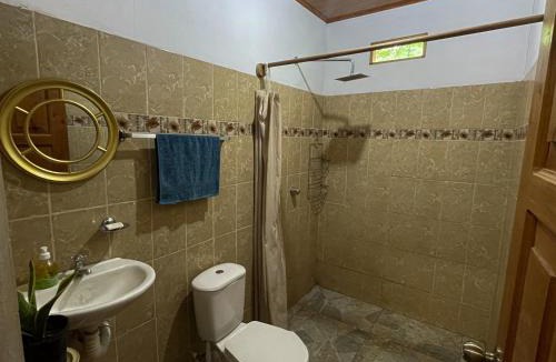 Merida Apartment | Coconut Bungalow - Shared Kitchen - Valle de Volcanes - Playa Perú