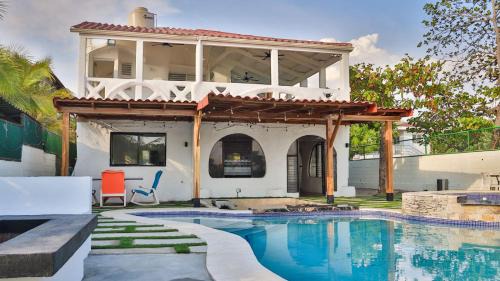 Pochomil Villa | Villa Oasis