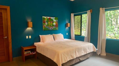 Santa Cruz House | Neem Guesthouse