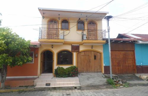 Leon House | Guest houses in León, Nicaragua
