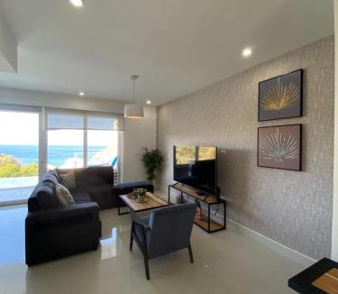 Pacific Marlin Villa | Malibu Villa Azul Ocean View