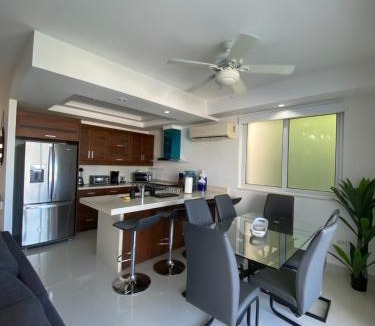 Pacific Marlin Villa | Malibu Villa Azul Ocean View