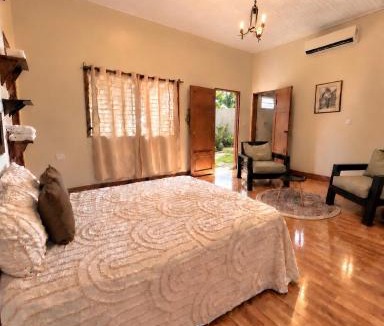 Leon Bed & Breakfast | Hostal Octavianos Leon