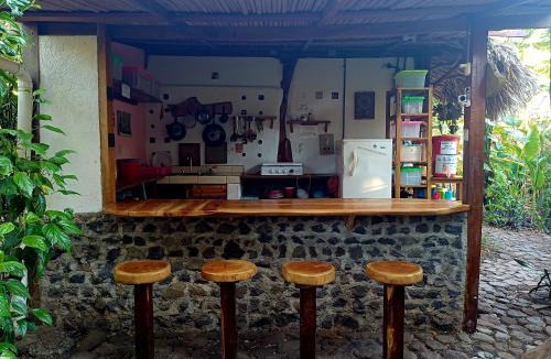 Balgue Hostel | La Urraca Loca Hostel