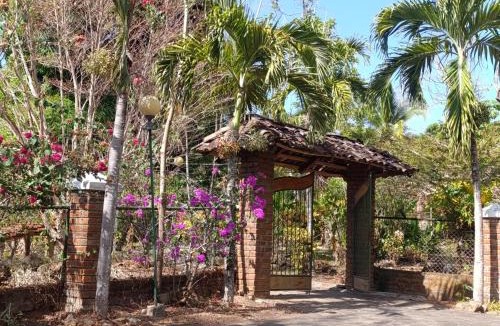 Santa Cruz Hotel | El Porvenir Eco-Lodge