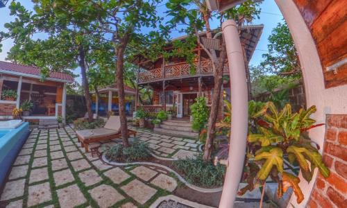 Pochomil House | Romantic Beachfront Casita w Pool - AC - Sleeps 4
